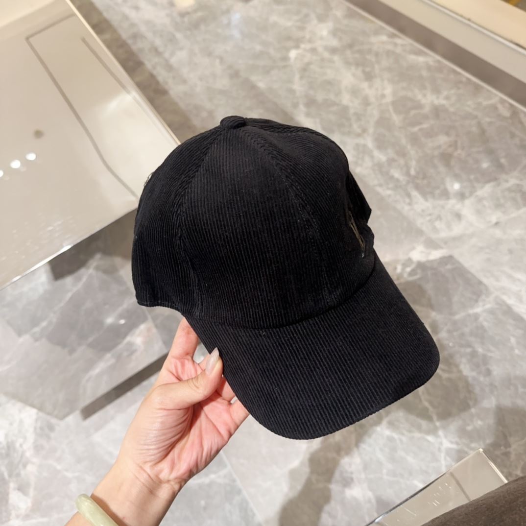 Louis Vuitton Caps